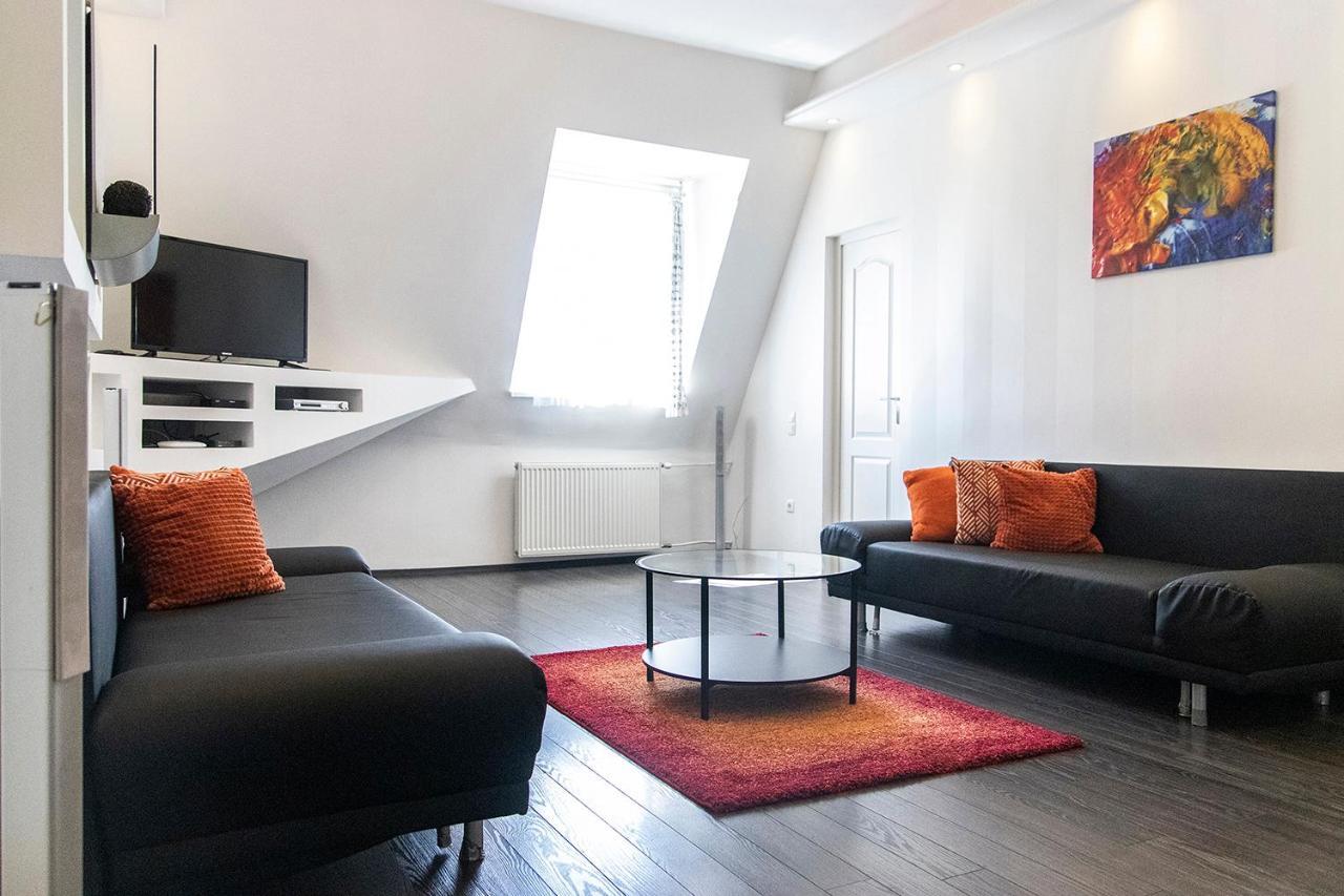 Helena Apartment With View On St. Stephan'S Basilica بودابست المظهر الخارجي الصورة